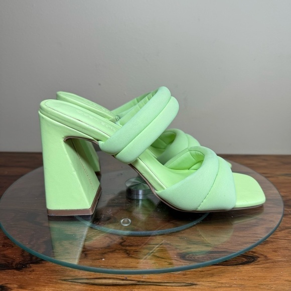 Open Edit Stella Sandal in Neon Green - Picture 5 of 16